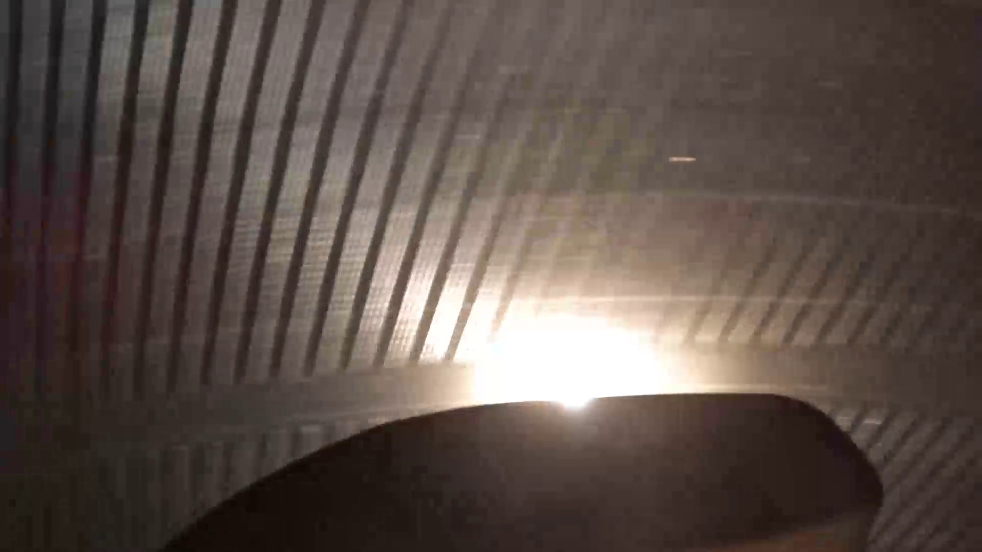 Release agents are removed by laser ablation without damaging the tire