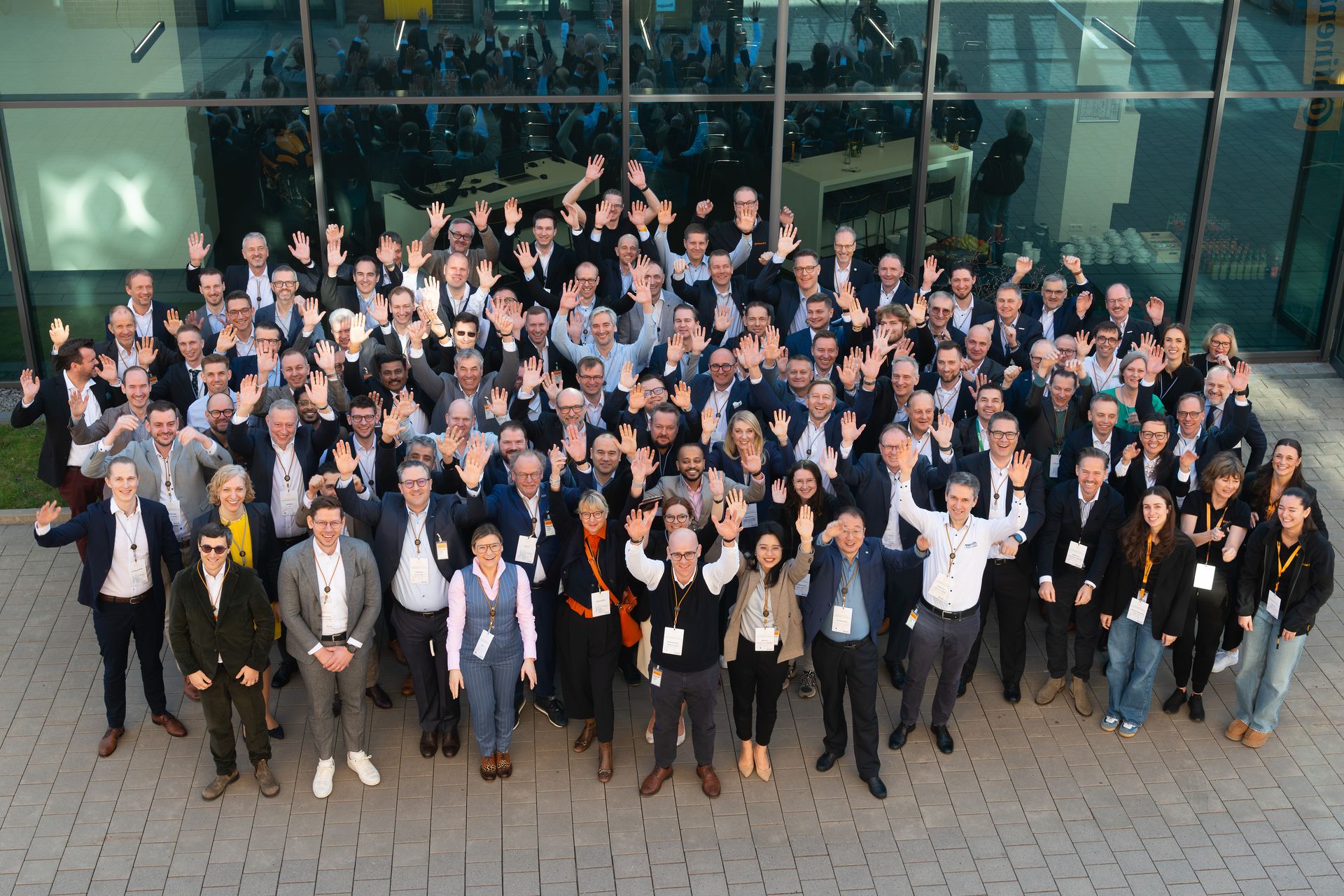 Gruppenfoto aller Teilnehmenden des Continental Tires Supplier Events.