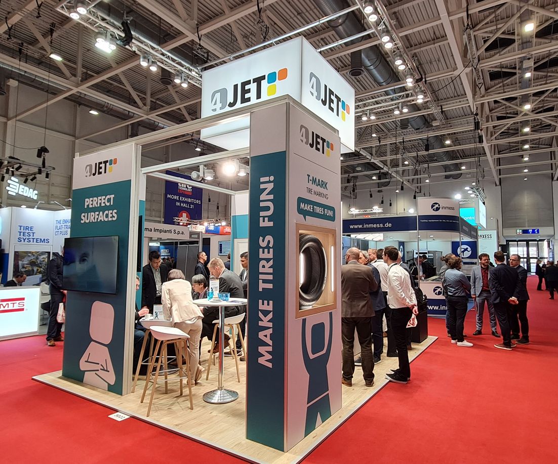 Foto des 4JET-Messestands bei der Tire Technology Expo.