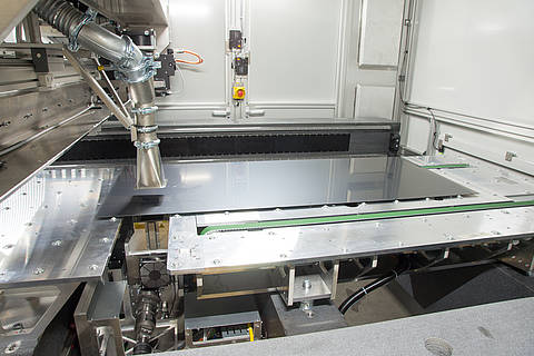EDS-HP – System for High-Precision Laser Edge Deletion