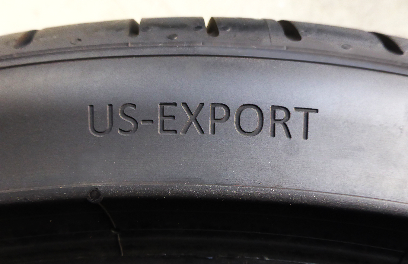 Auf der Reifenseitenwand wurde „US-Export“ eingraviert.