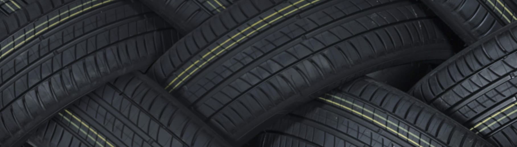 Wall made of stacked tires.